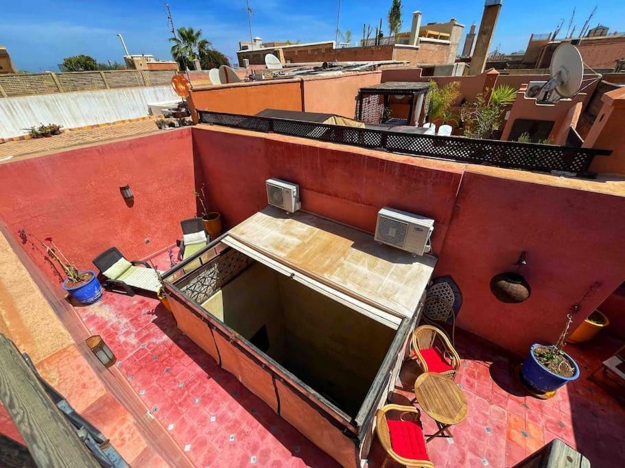 Petit Riad Authentique Tout Proche De Dar El Bacha Apartment Marrakesh Exterior photo